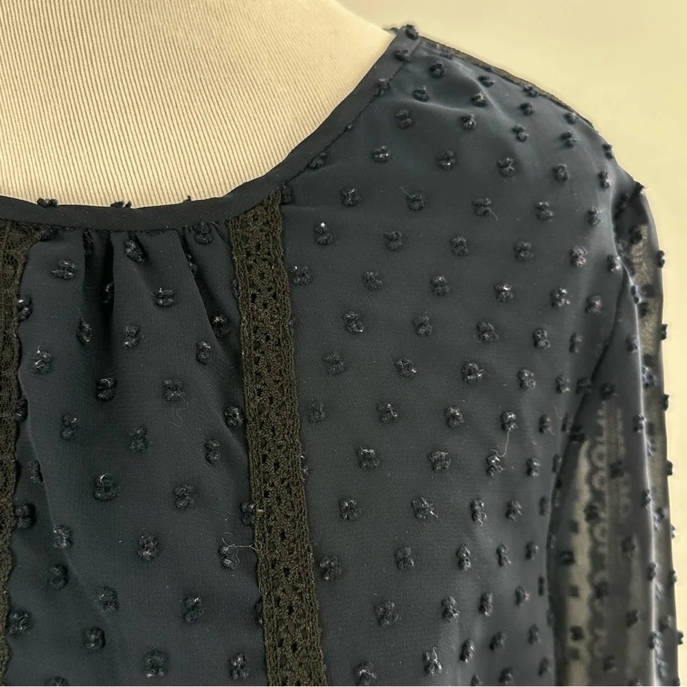 j crew outlet womens top size 6 navy blue swiss dot career - Picture 3 of 11